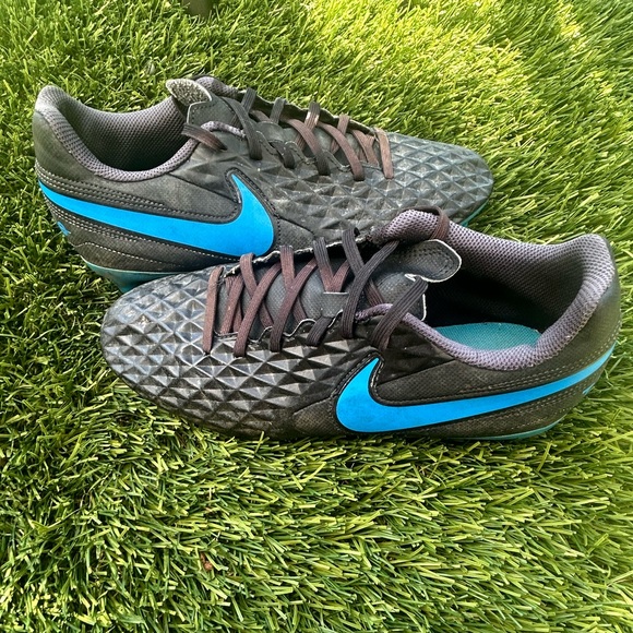 Adidas Soccer Cleats size 6.5 US. Like New - Picture 1 of 7